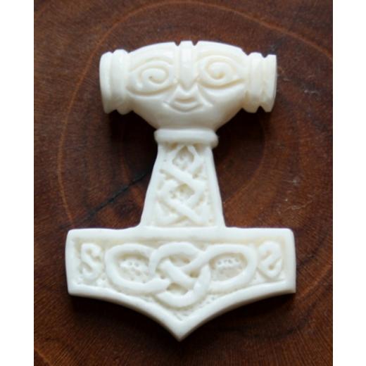 Torkan - Thors Hammer (Pendant of Bone)