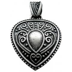 Babylonian Heart (Pendant in antiqued silver)