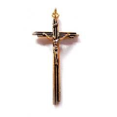 Crucifix 24SX132 (Pendant in Gold)