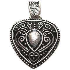 Babylonian Heart (Pendant in silver)