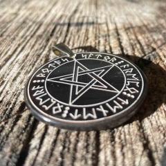 Witch Pentagram (Pendant from Horn)